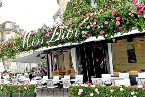 paris dior cafe|dior cafe paris reservations.